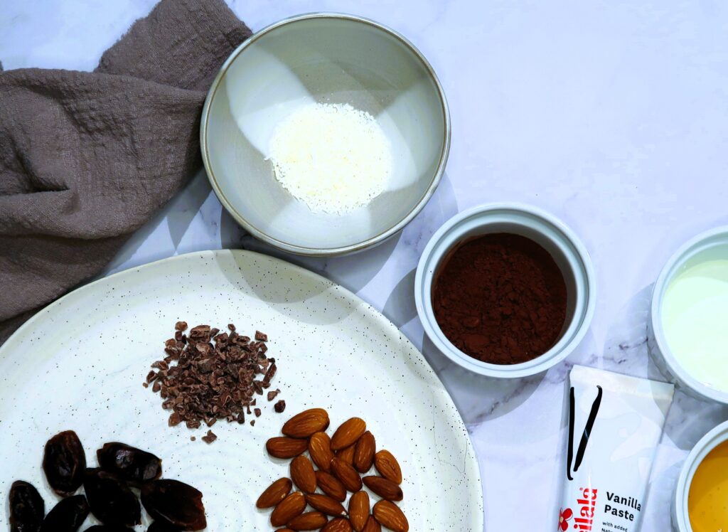 Ingredients for these espresso bliss balls