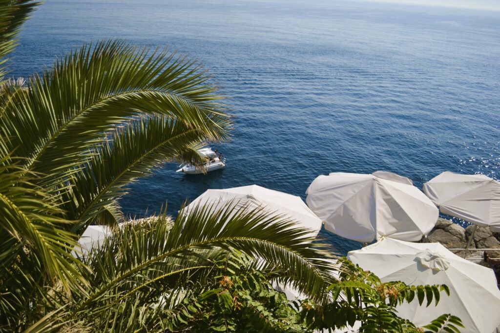 clifftop bar in Dubrovnik