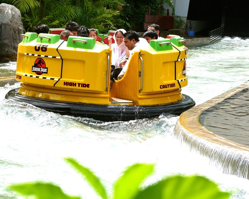 Jungle rapids, one of the family favourite rides at Universal studios Singapore