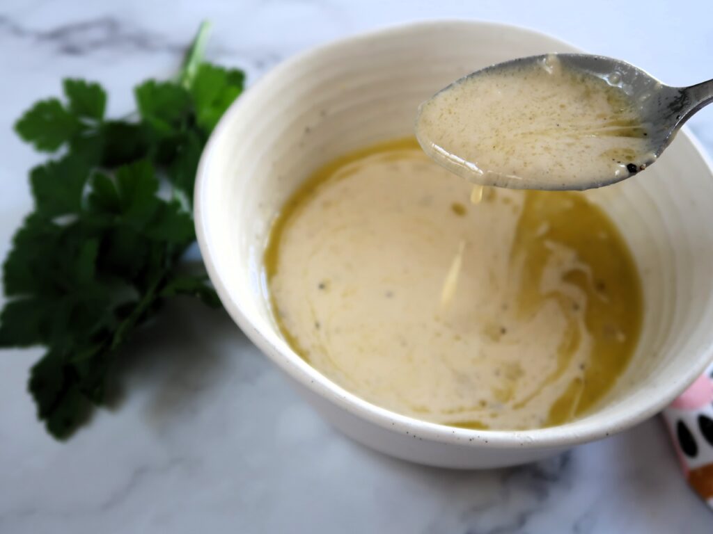 hummus dressing consistency photo