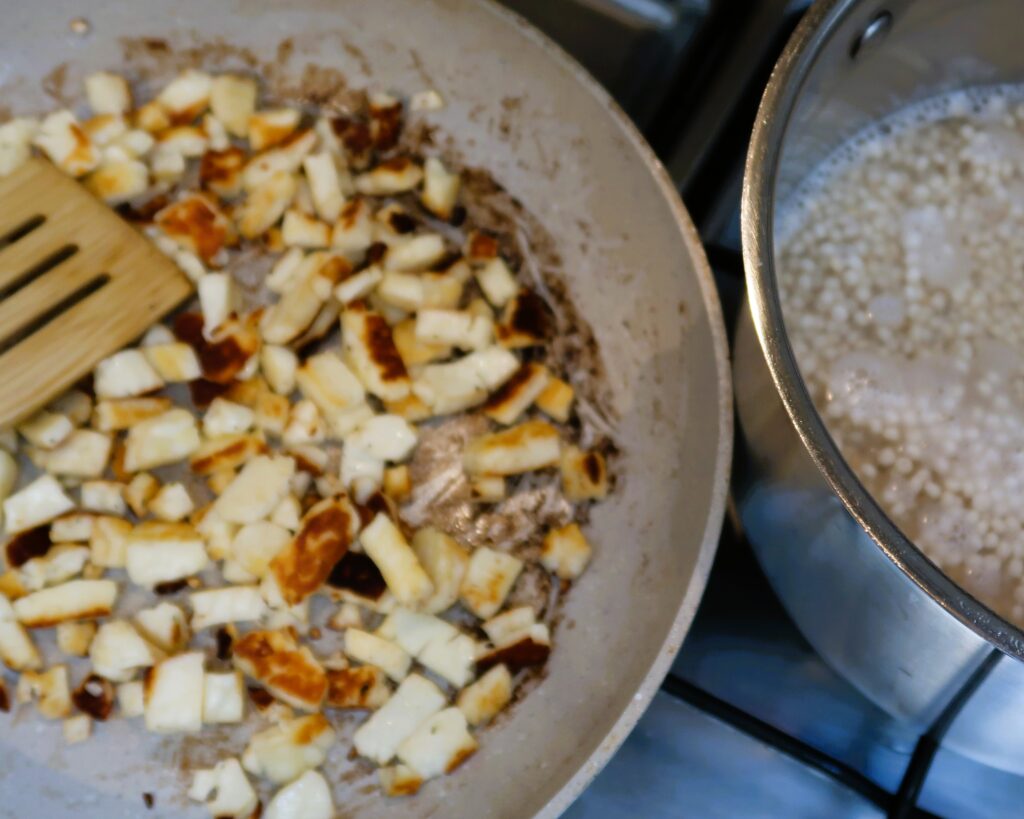 haloumi frying