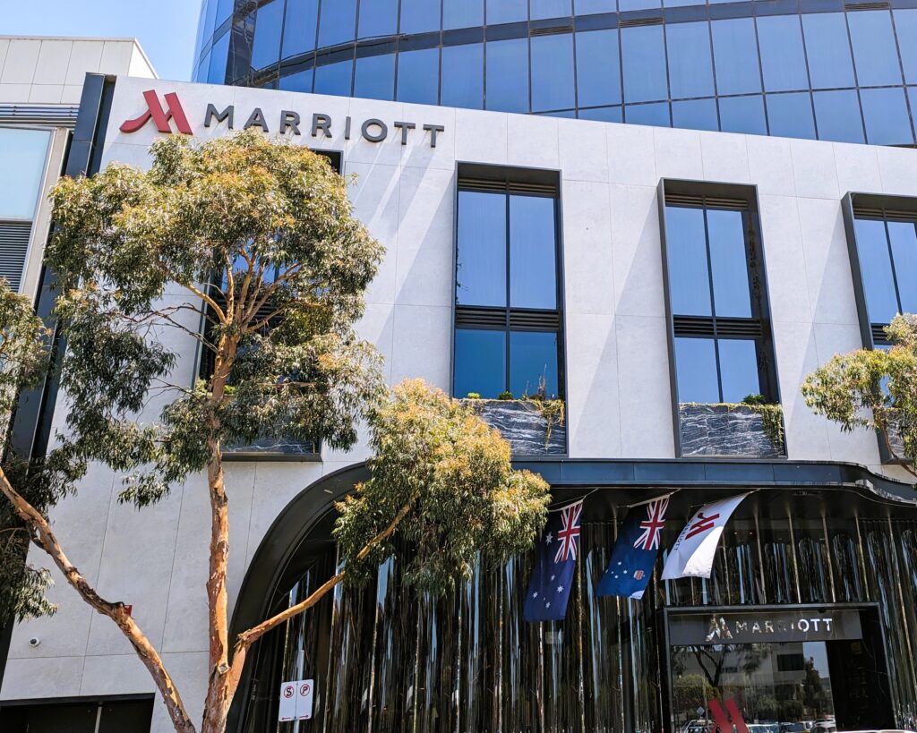 Melbourne marriott docklands exterior