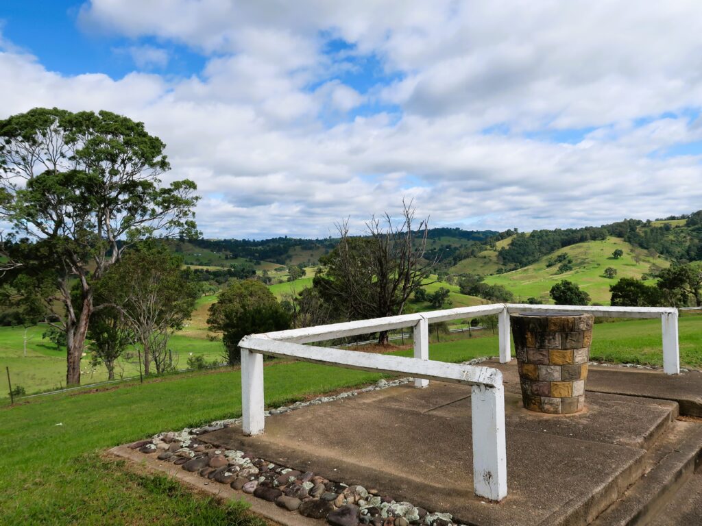 Bega Lookout over the hills