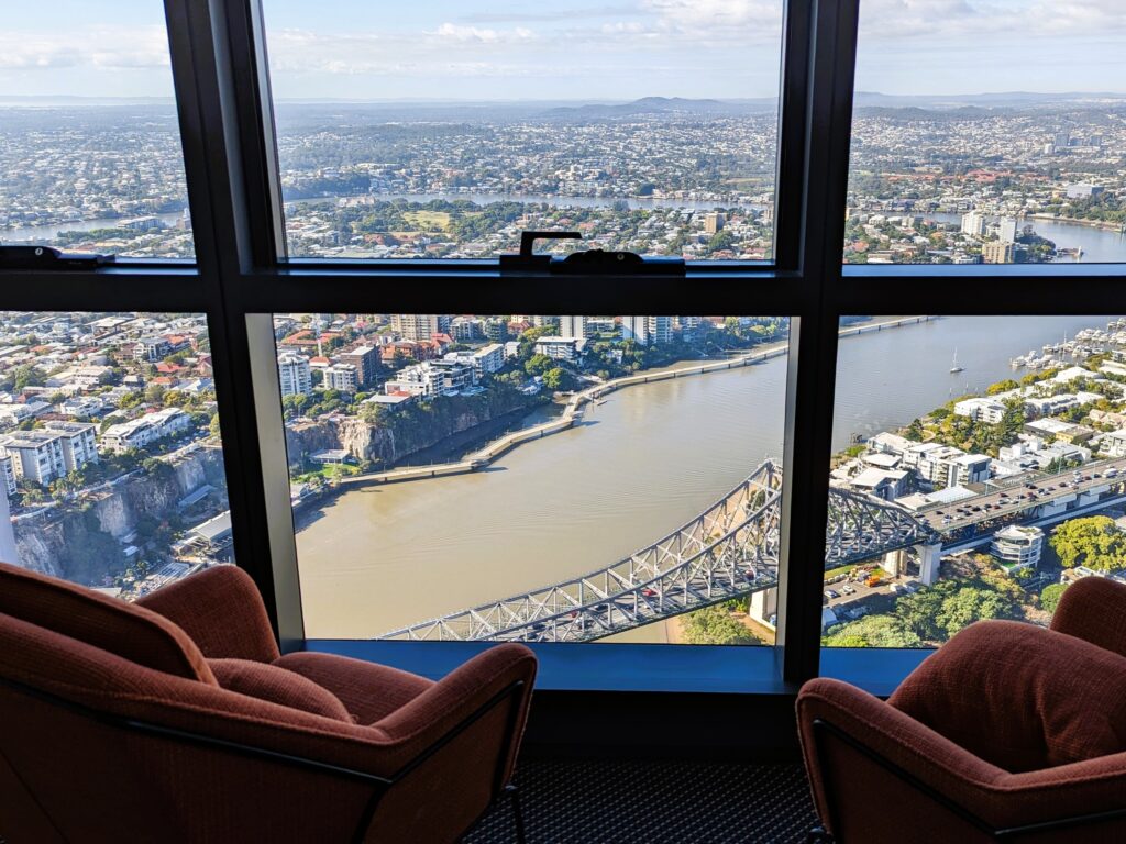 Brisbane hotel view a view: Meriton Suites Adelaide Street